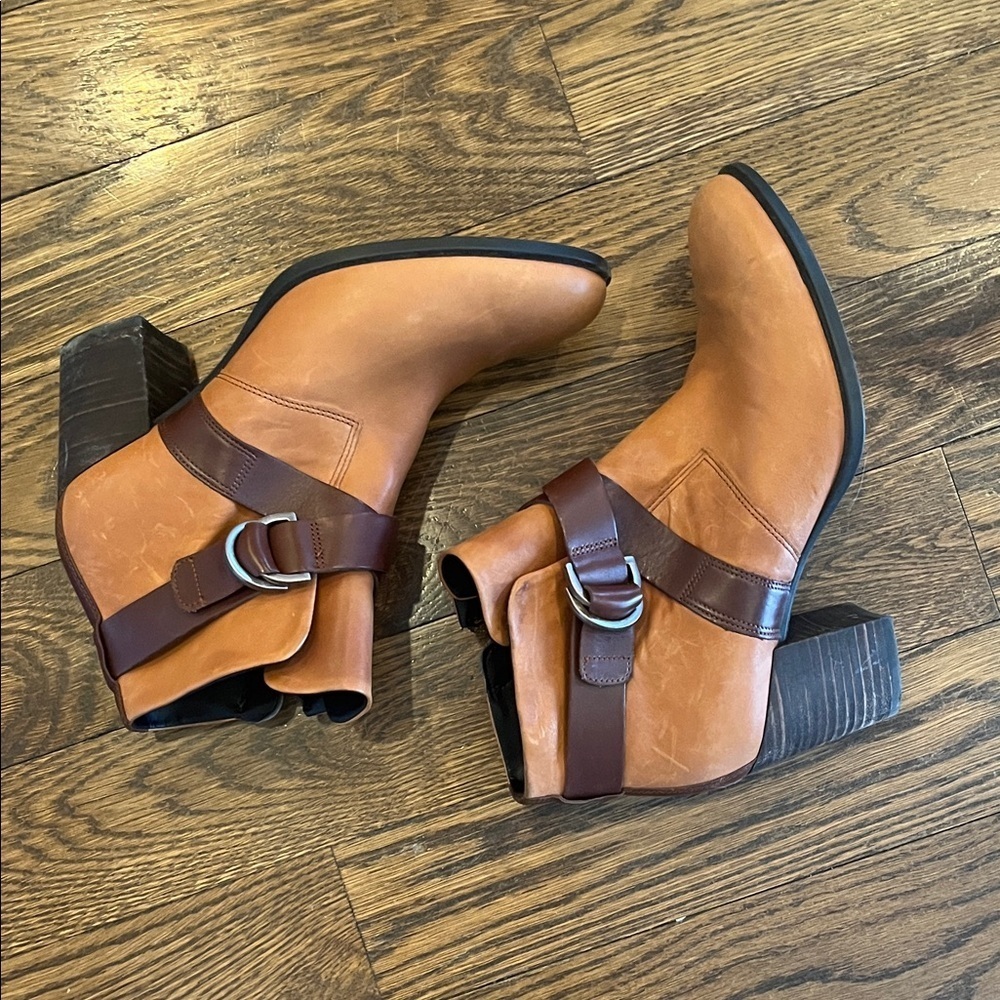 ECCO 39 Brown Leather Ankle Boots